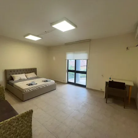 B&B Istanbul 티라나